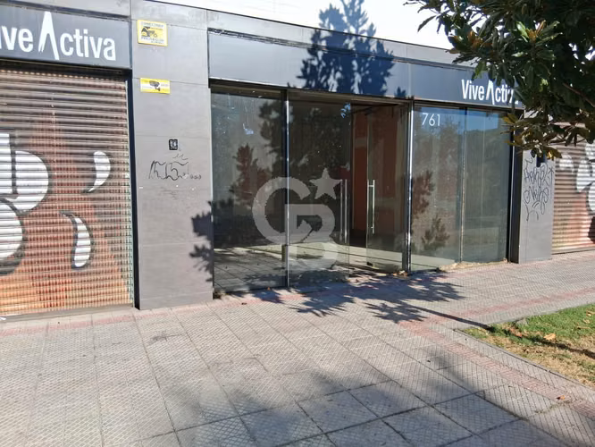 Local de 52 m2 Zenteno - Santiago Centro