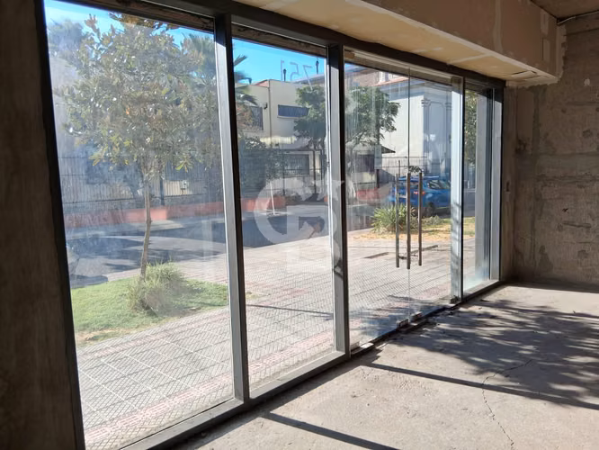 Local de 52 m2 Zenteno - Santiago Centro