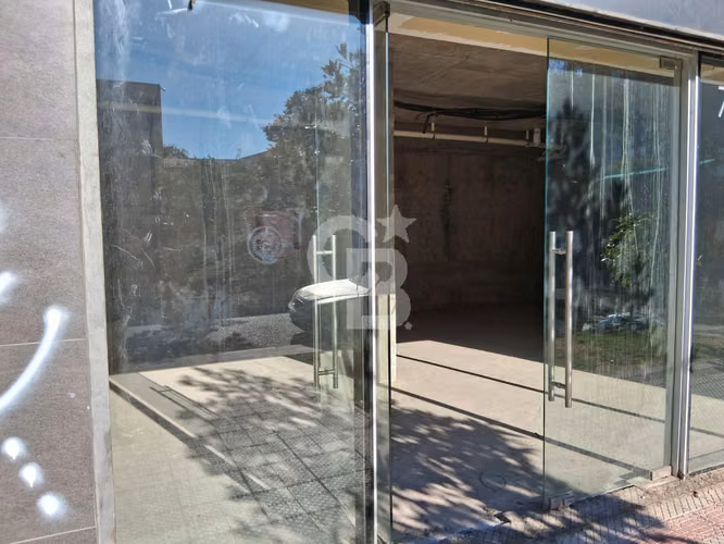 Local de 52 m2 Zenteno - Santiago Centro