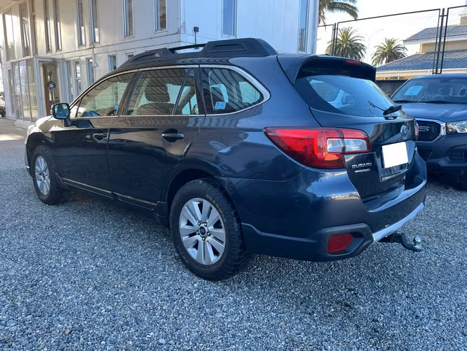 SUBARU OUTBACK