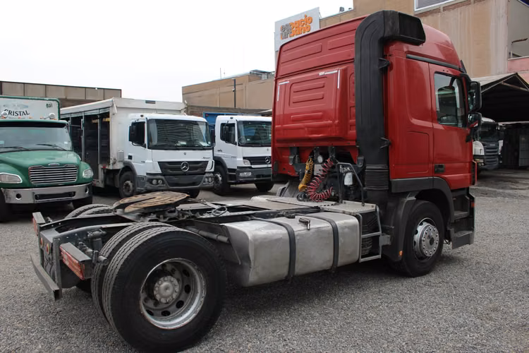 Tracto Mercedes Benz Actros 1836 Ls año 2012 AT 4X2 562.000 KMS LITERA