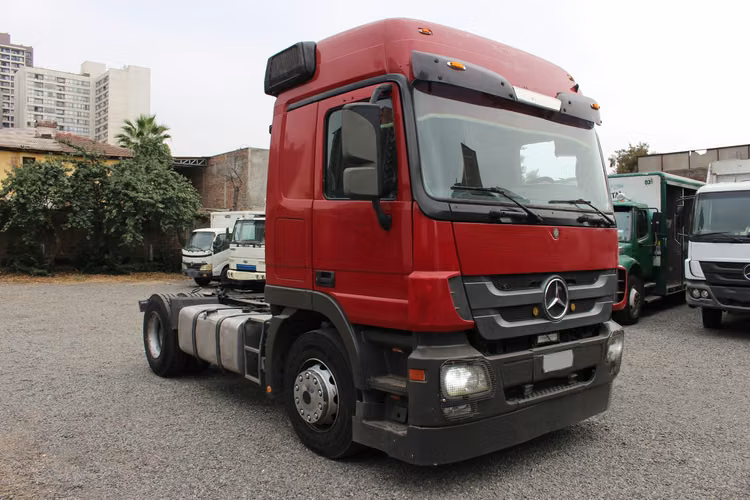 Tracto Mercedes Benz Actros 1836 Ls año 2012 AT 4X2 562.000 KMS LITERA