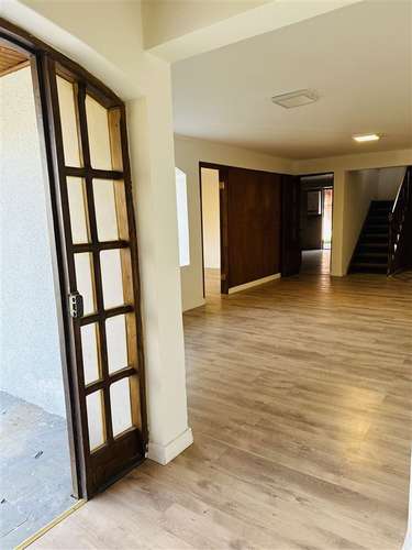 Casa en venta villa Emanuel de 5 dorm. en Chillán