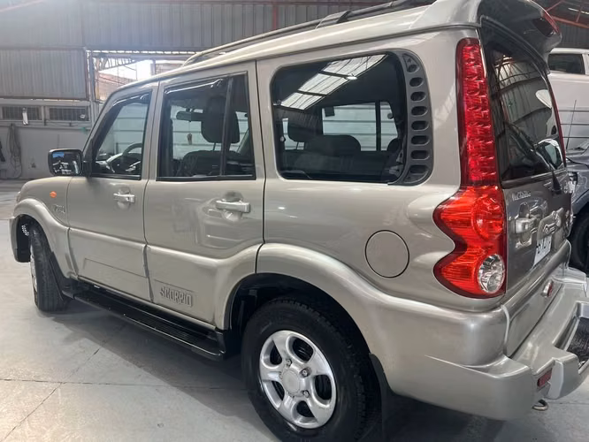 MAHINDRA SCORPIO 2015 - Imagen 3