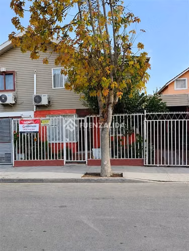 Precio rebajado Casa en venta de 4 dorm. en Maipú El Rosal