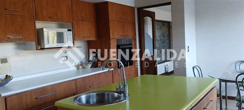 Parcela Vendo 4D4B piscina Panel Solar Condominio Talagante