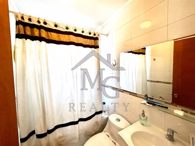 Casa en venta de 4 dorm. en Colina