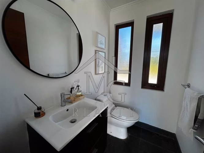 Casa en venta de 4 dorm. en Colina