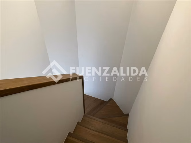 Townhouse Moderno 3D3B Sector Céntrico Puerto Varas