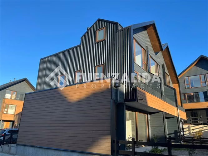 Townhouse Moderno 3D3B Sector Céntrico Puerto Varas