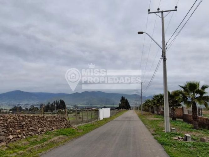 VENDE PARCELA EN CONDOMINIO VISTABELLA - ENTORNO NATURAL
