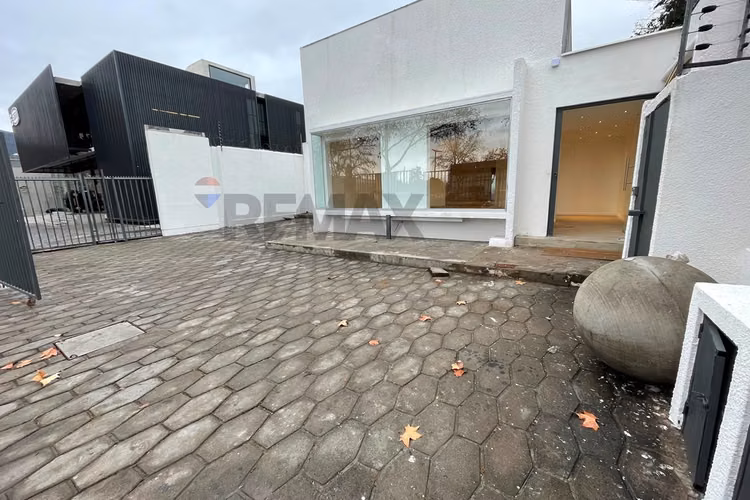 Arriendo de local comercial, vitacura.