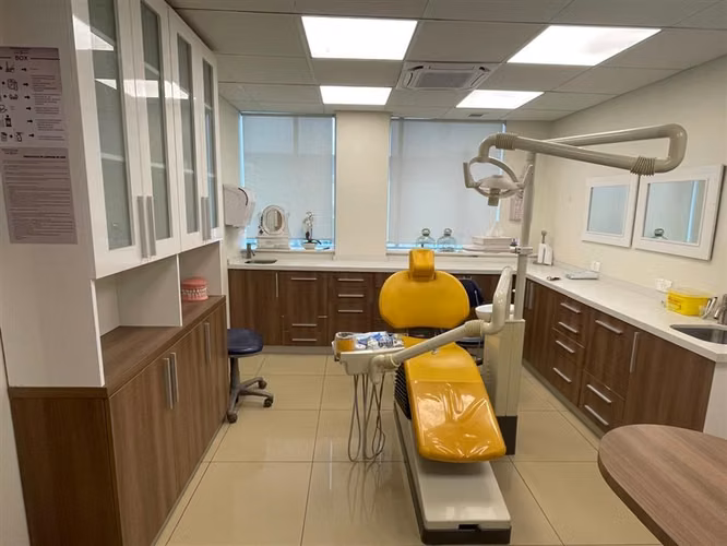 CLINICA DENTAL HABILITADA INTERSALUD