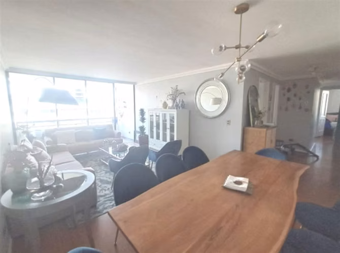 Departamento en venta de 4 dorm. en Vitacura