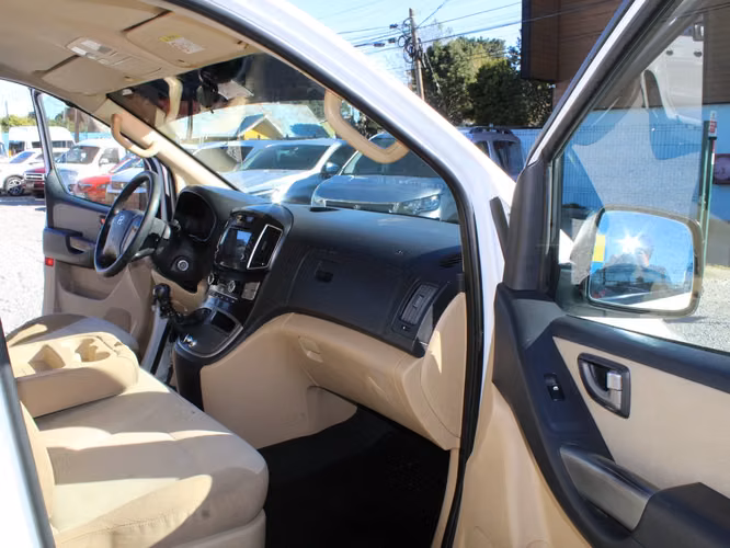 HYUNDAI H1 GLS 2018