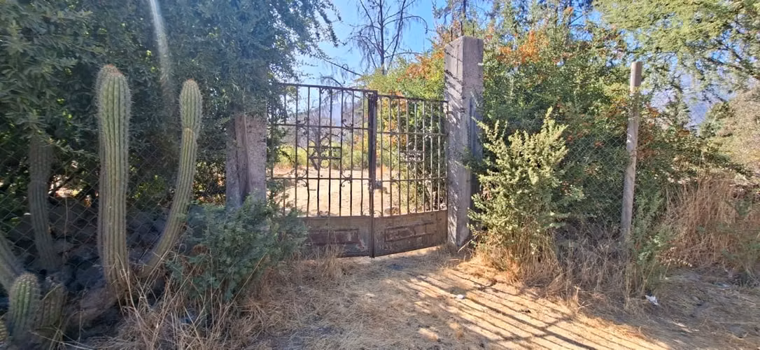 VENTA PARCELA CON CASA y PISCINA PARA RESTAURAR– SECTOR EL ARENAL, Paine
