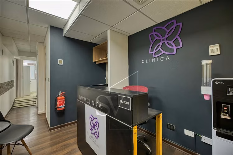 Clínica Dental Full Equipada casi nueva cercana a Estoril