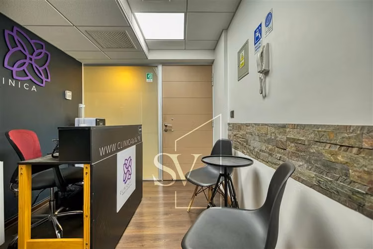 Clínica Dental Full Equipada casi nueva cercana a Estoril