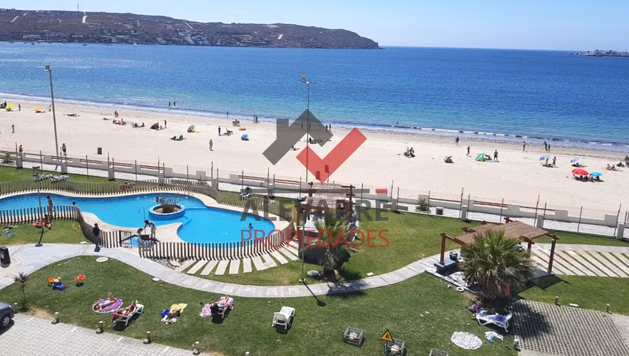 HERMOSO DEPARTAMENTO EN VENTA PRIMERA LÍNEA LA HERRADURA CQ