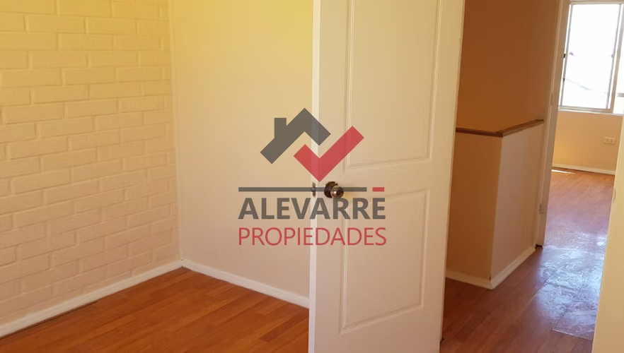 EN VENTA ACOGEDORA CASA PUNTA MIRA COQUIMBO