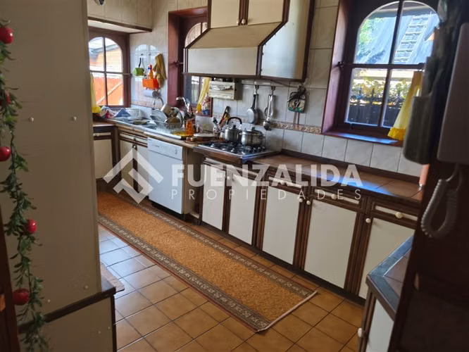 Casa en venta de 4 dorm. en Temuco