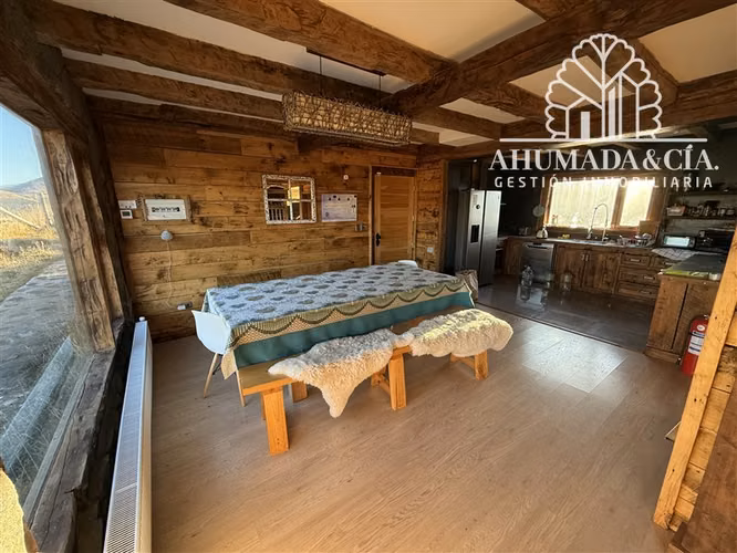 Casa en venta de 4 dorm. en Coihaique