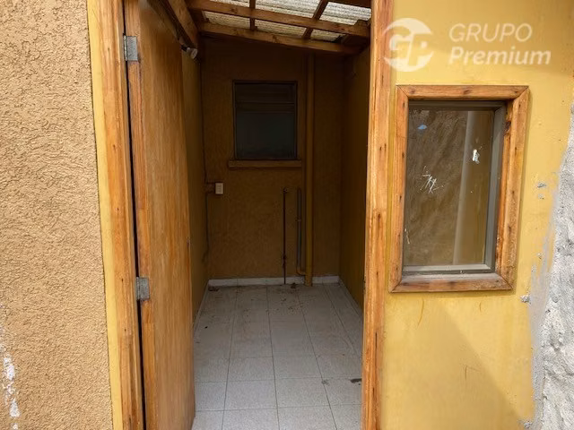 Casa aislada en venta 3D 3B 2E en Peñaflor en av. principal
