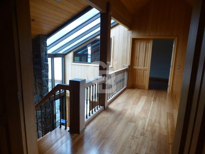 Casa en Puerto Varas: Seguridad, Vistas y Calidad Premium