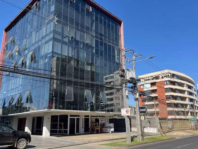 Amplia y Moderna Oficina de 140 M2  (158533)