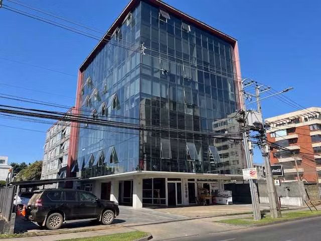 Amplia y Moderna Oficina de 140 M2  (158533)