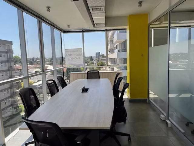 Amplia y Moderna Oficina de 140 M2  (158533)