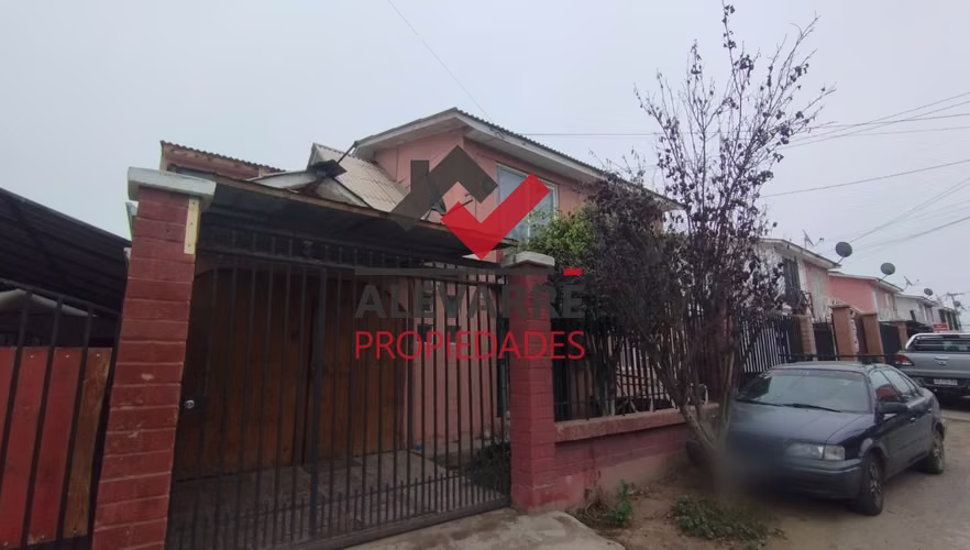 LINDA CASA EN VENTA OVALLE SECTOR SAN LUIS IV