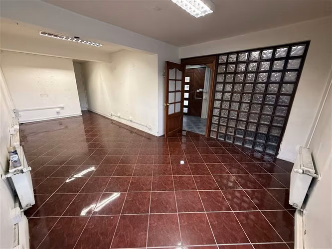 Local Comercial en arriendo con 15 Oficinas en Puerto Montt