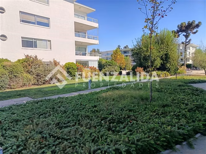 Departamento en venta de 4 dorm. en Buín