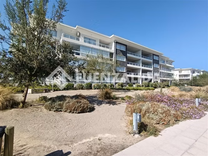 Departamento en venta de 4 dorm. en Buín