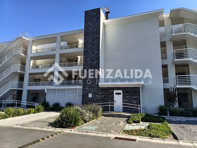 Departamento en venta de 4 dorm. en Buín