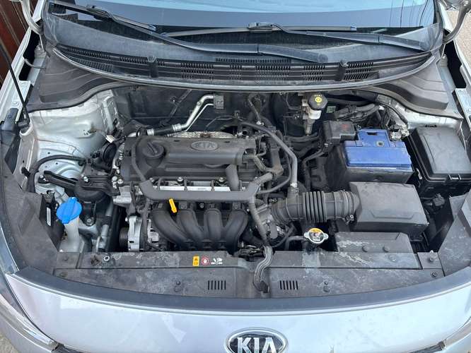SE VENDE KIA RIO 1.4 2018 FULL
