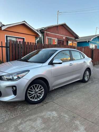 SE VENDE KIA RIO 1.4 2018 FULL