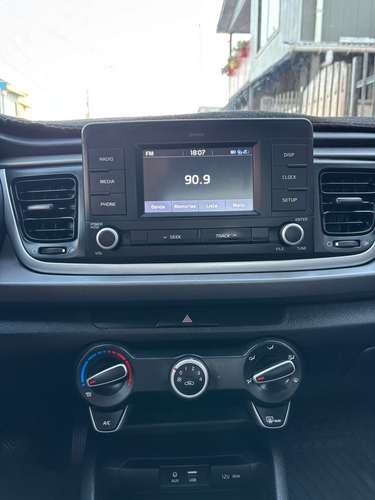 SE VENDE KIA RIO 1.4 2018 FULL