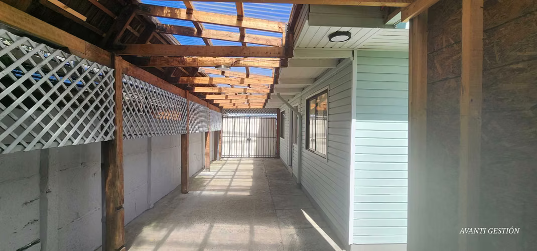 ARRIENDO CASA REMODELADA EN  SOL DE ORIENTE  (158382)