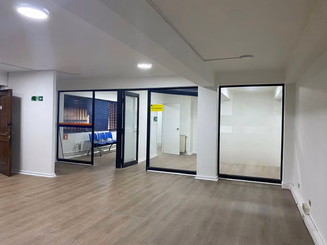 ARRIENDO OFICINA 95 M2 - CENTRO PUERTO MONTT