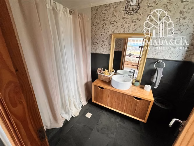 Casa en venta de 5 dorm. en Coihaique