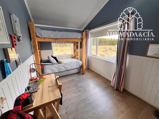 Casa en venta de 5 dorm. en Coihaique