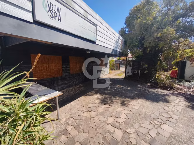 Amplio Local en Vitacura: Ideal para tu Negocio Exitoso