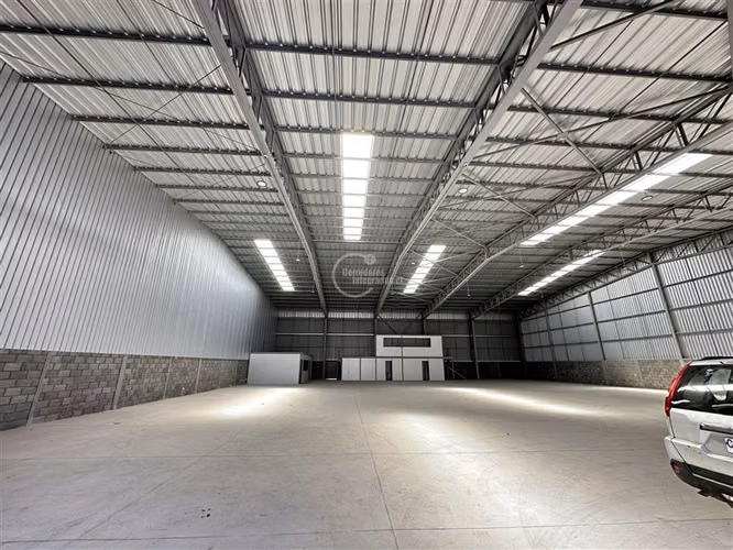 Bodega en Arriendo en Colina