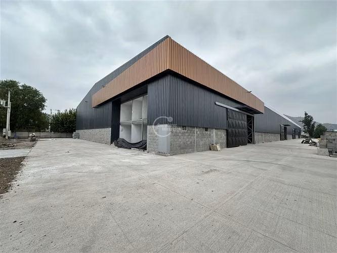 Bodega en Arriendo en Colina
