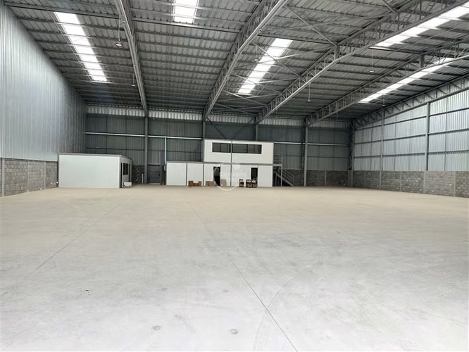Bodega en Arriendo en Colina