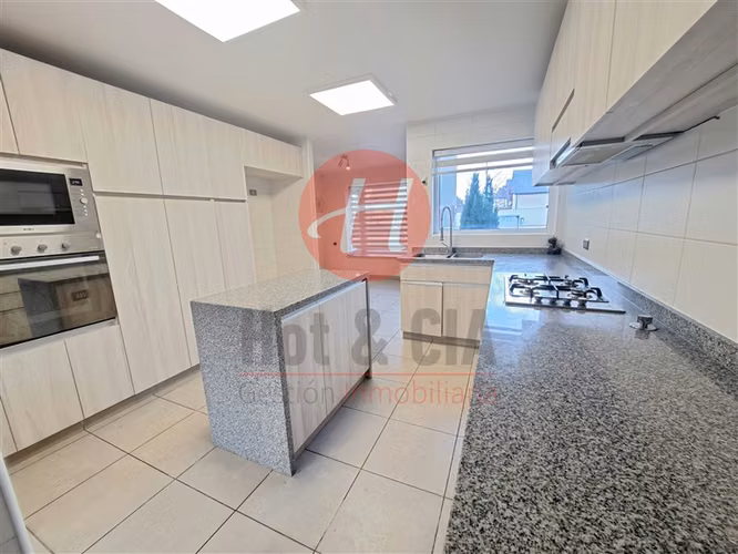 Casa en venta en Condominio Altos de Mirasur, Temuco 3D