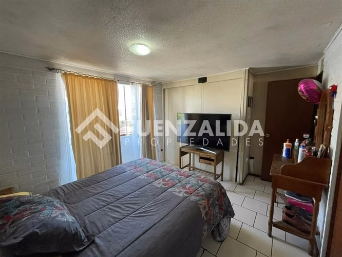 Casa en venta de 4 dorm. en Maipú