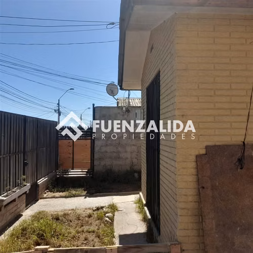 Casa en venta de 2 dorm. en Coquimbo